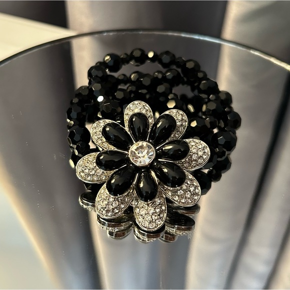 Rhinestone Bracelet in Black in Silver on Stretchy Band - Picture 10 of 14